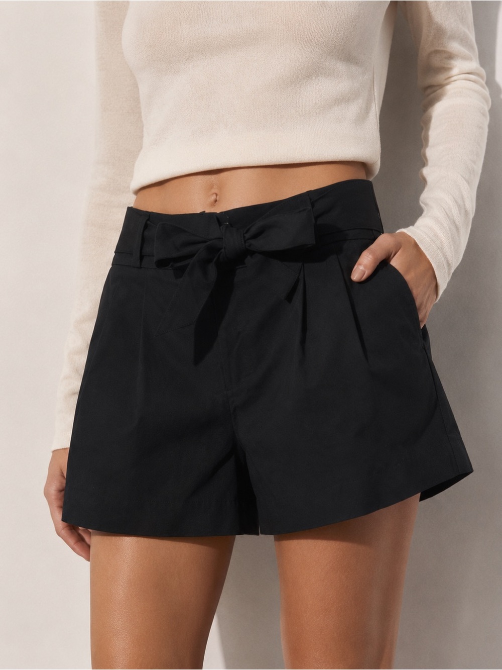 BABATON ARITZIA Black Belted Trouser Shorts | Size 0 | Like New